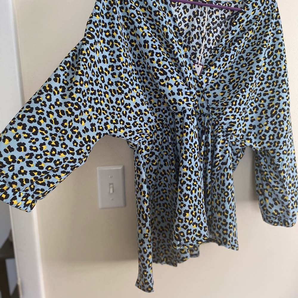 Leopard top - Picture 3 of 6